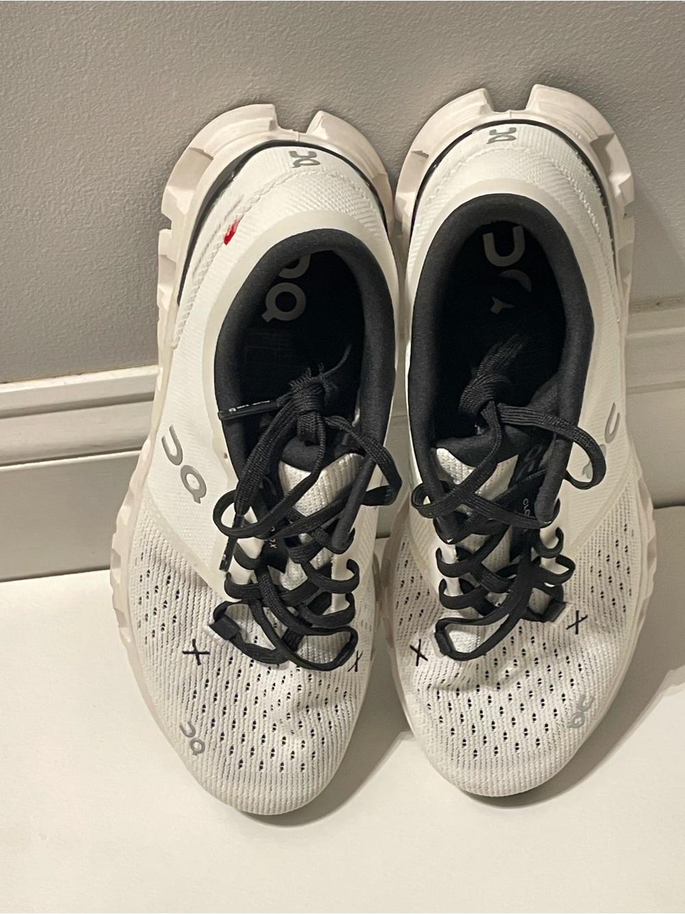 On Cloud X 4 sneakers - Picture 8 of 16